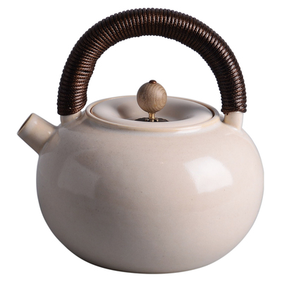 梵山堂蘇打釉白泥壺 融合傳統與現代的茶道藝術